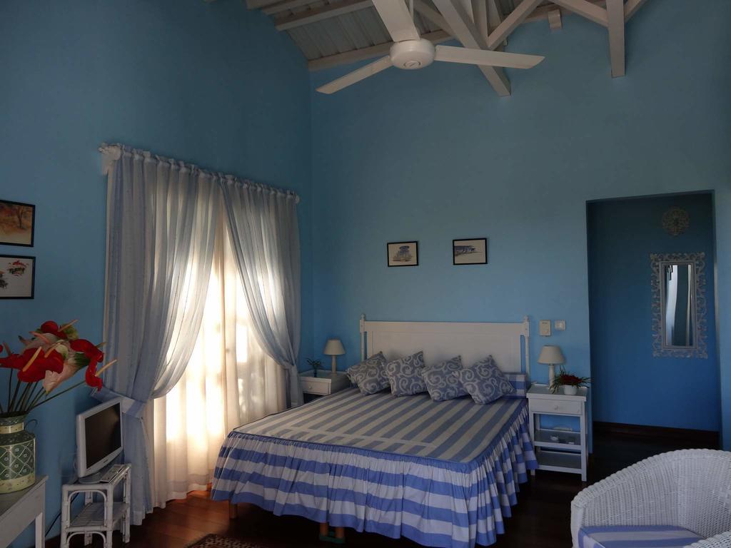 Bed And Breakfast Maison Papaye Ла-Ґулет Номер фото