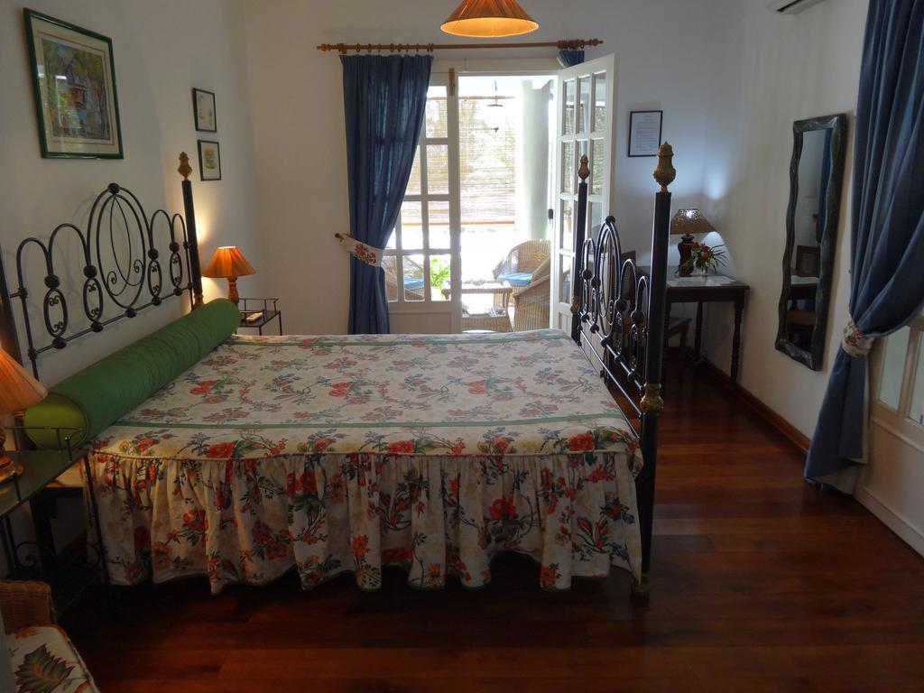 Bed And Breakfast Maison Papaye Ла-Ґулет Номер фото
